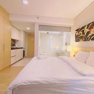 Straits By C Apartahotel