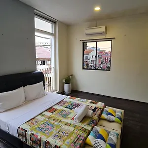 Jade Jonker Hotel